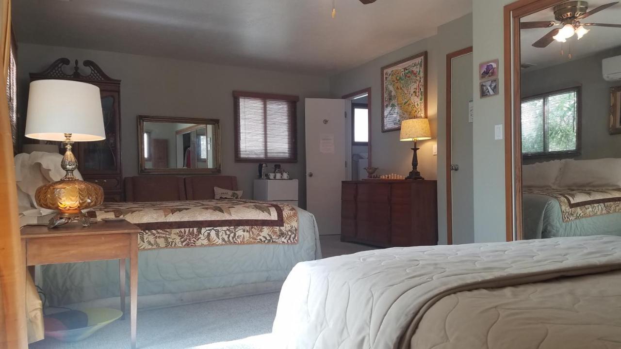 Yosemite Plaisance Bed & Breakfast มารีโปซา ภายนอก รูปภาพ